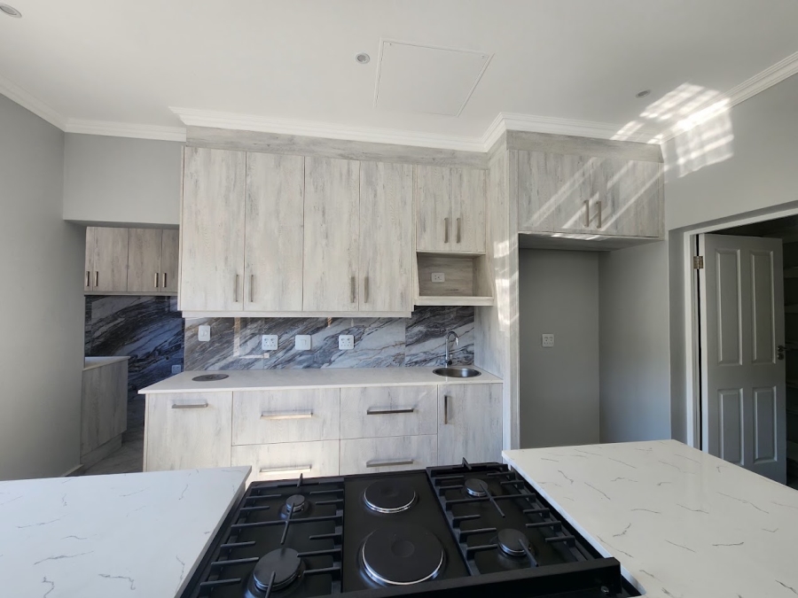 4 Bedroom Property for Sale in Elawini Lifestyle Estate Mpumalanga