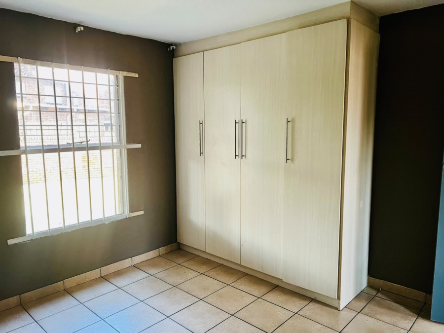 To Let 2 Bedroom Property for Rent in Del Judor Mpumalanga
