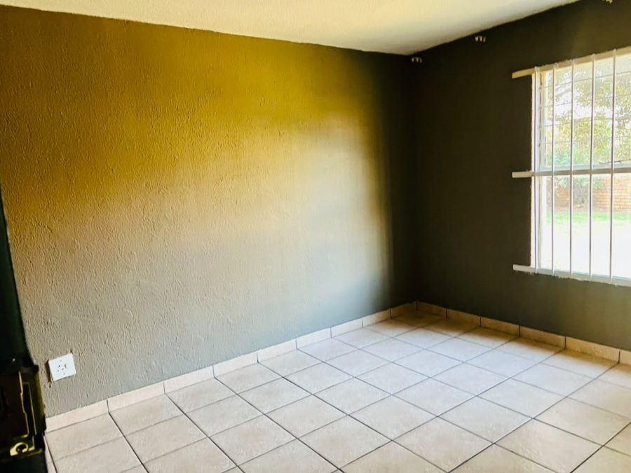 To Let 2 Bedroom Property for Rent in Del Judor Mpumalanga