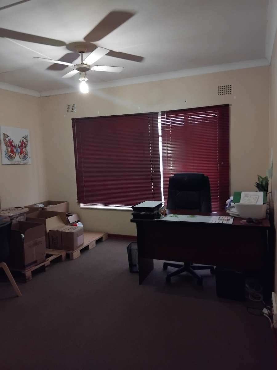 4 Bedroom Property for Sale in Barberton Mpumalanga