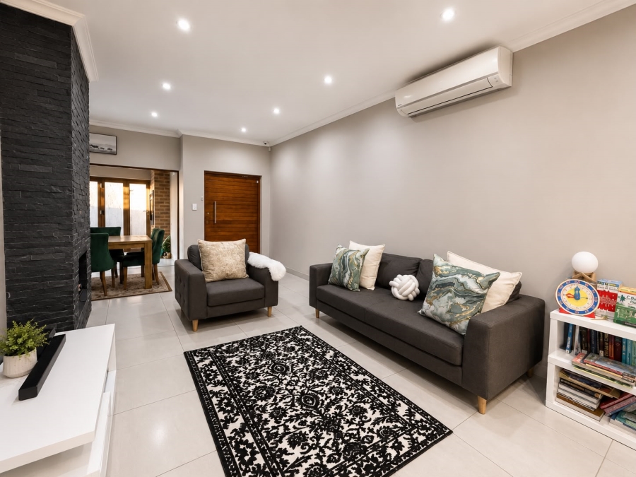 3 Bedroom Property for Sale in Terra Nova Mpumalanga