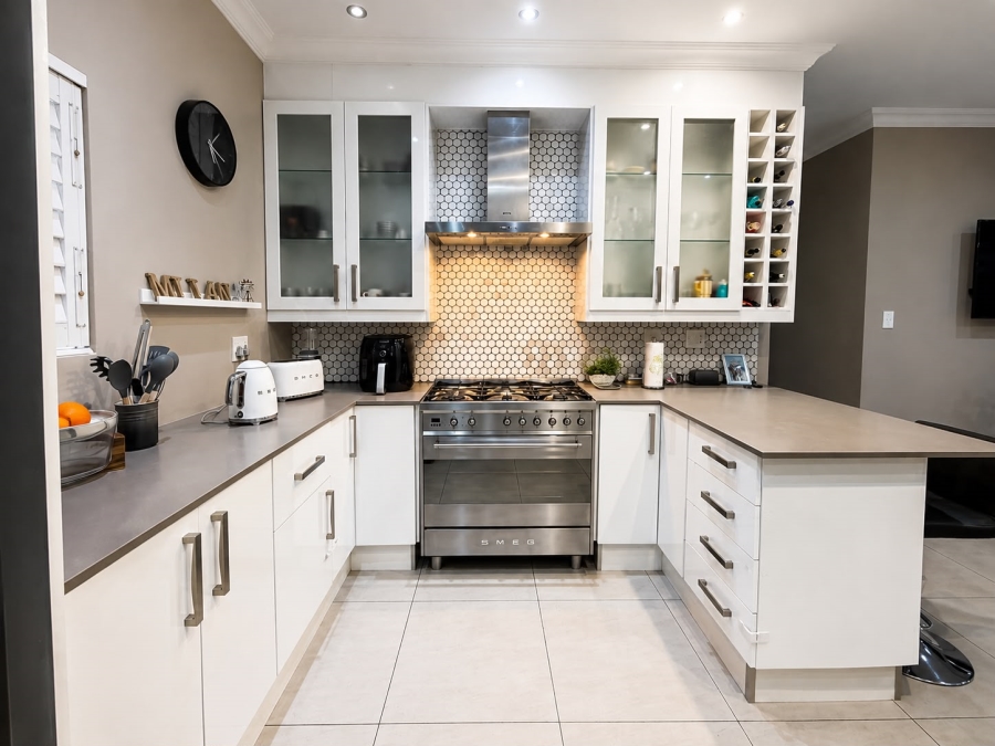 3 Bedroom Property for Sale in Terra Nova Mpumalanga