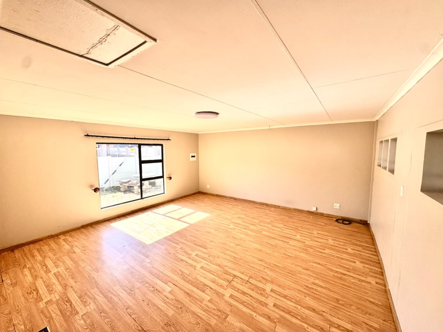 2 Bedroom Property for Sale in Trichardt Mpumalanga