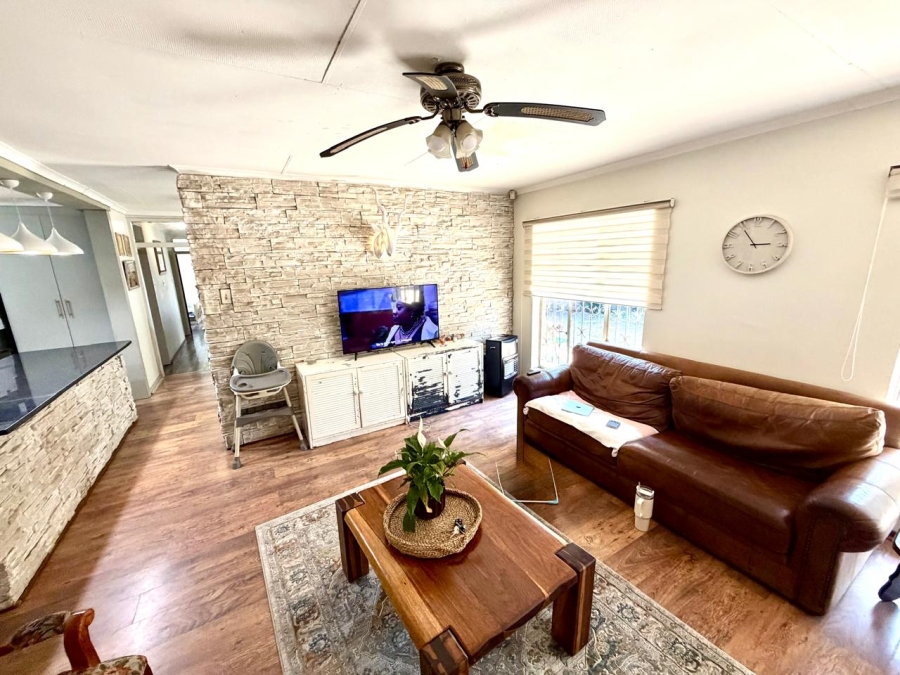 3 Bedroom Property for Sale in Secunda Mpumalanga