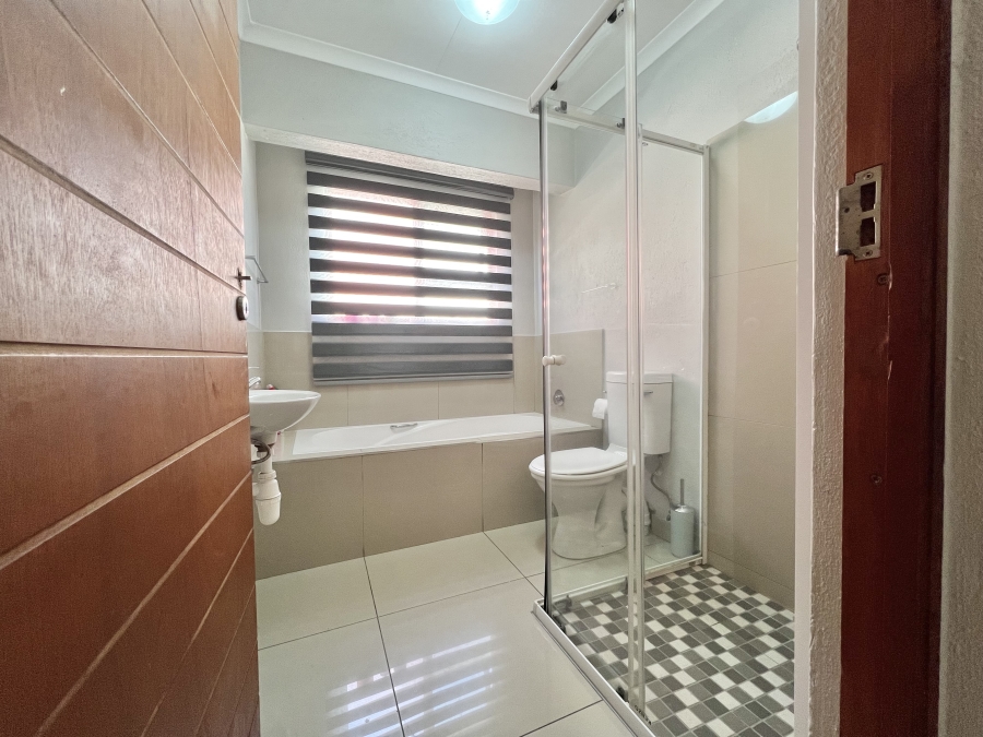 3 Bedroom Property for Sale in Kamagugu Mpumalanga