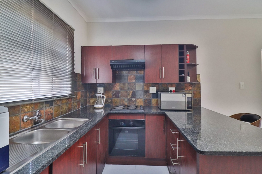 2 Bedroom Property for Sale in Sonheuwel Mpumalanga