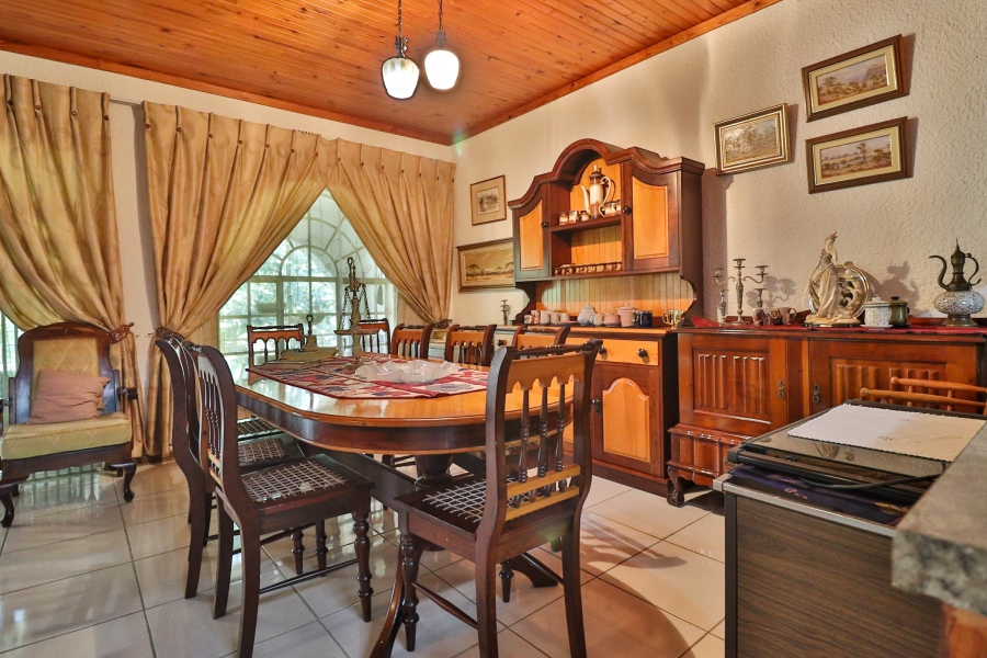 6 Bedroom Property for Sale in West Acres Mpumalanga