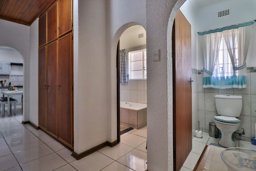 6 Bedroom Property for Sale in West Acres Mpumalanga