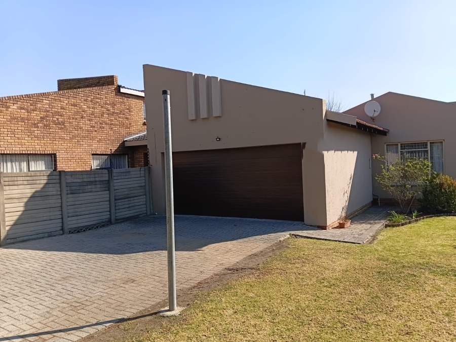 3 Bedroom Property for Sale in Secunda Mpumalanga