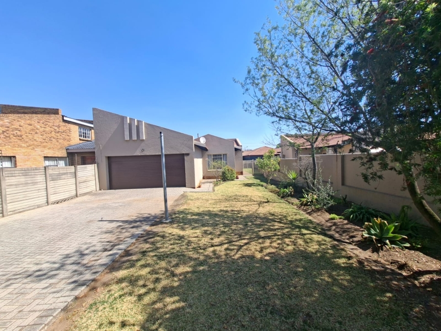 3 Bedroom Property for Sale in Secunda Mpumalanga