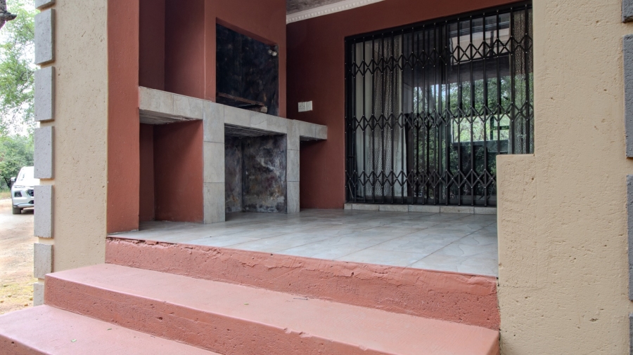 3 Bedroom Property for Sale in Marloth Park Mpumalanga