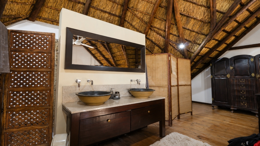 3 Bedroom Property for Sale in Marloth Park Mpumalanga