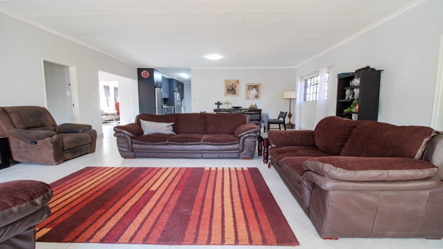 4 Bedroom Property for Sale in Marloth Park Mpumalanga