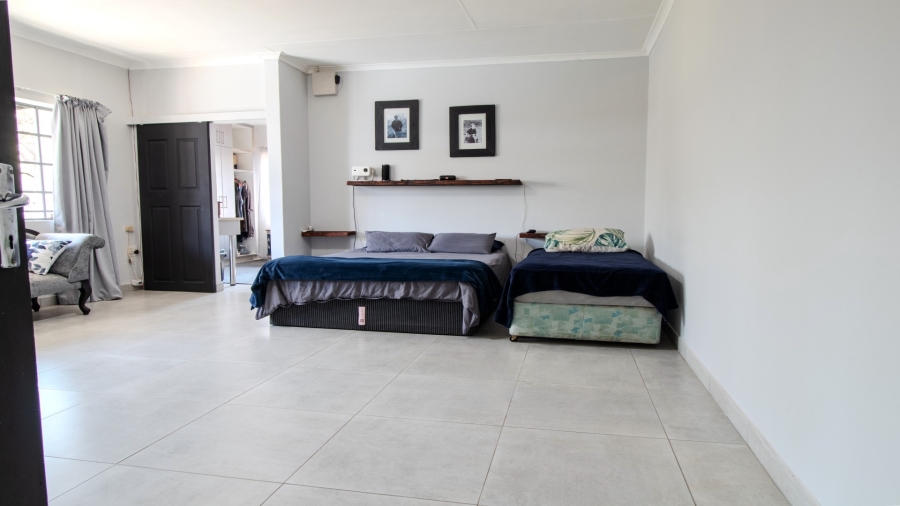 4 Bedroom Property for Sale in Marloth Park Mpumalanga
