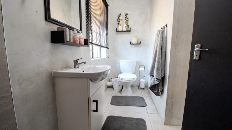 4 Bedroom Property for Sale in Marloth Park Mpumalanga