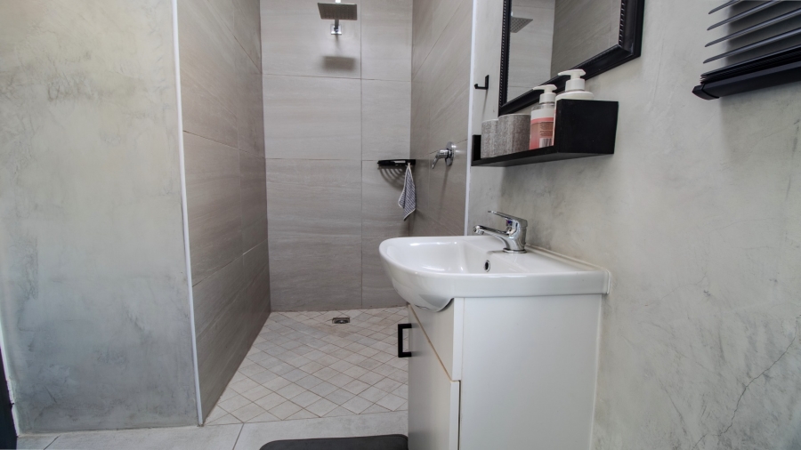 4 Bedroom Property for Sale in Marloth Park Mpumalanga