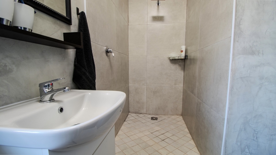4 Bedroom Property for Sale in Marloth Park Mpumalanga