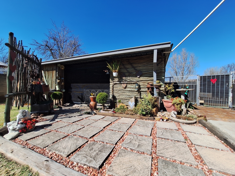 3 Bedroom Property for Sale in Volksrust Mpumalanga
