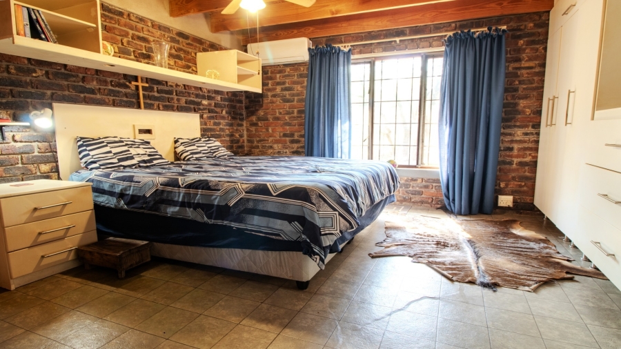 2 Bedroom Property for Sale in Marloth Park Mpumalanga