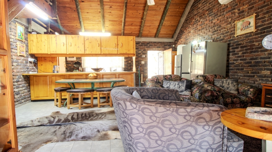 2 Bedroom Property for Sale in Marloth Park Mpumalanga
