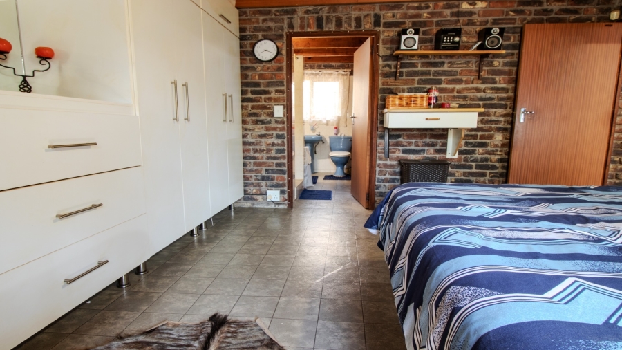 2 Bedroom Property for Sale in Marloth Park Mpumalanga