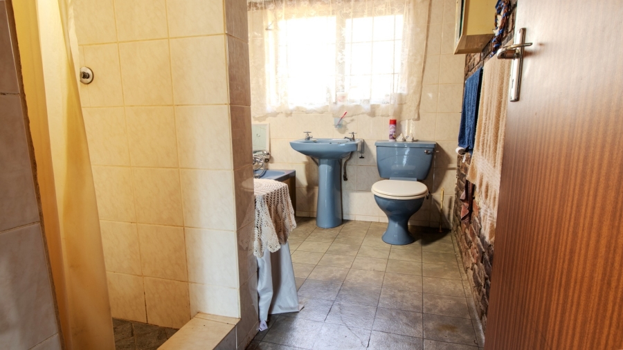 2 Bedroom Property for Sale in Marloth Park Mpumalanga