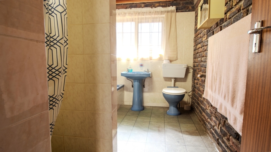 2 Bedroom Property for Sale in Marloth Park Mpumalanga