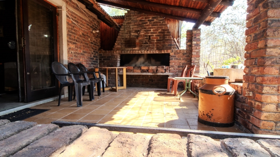2 Bedroom Property for Sale in Marloth Park Mpumalanga
