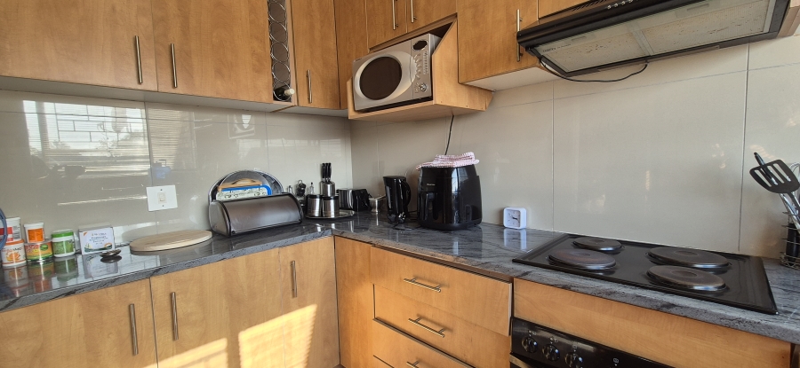2 Bedroom Property for Sale in Sonheuwel Mpumalanga