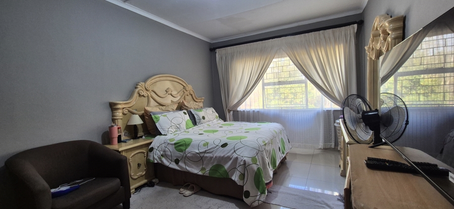 2 Bedroom Property for Sale in Sonheuwel Mpumalanga