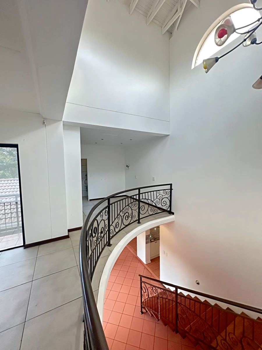 To Let 5 Bedroom Property for Rent in Reyno Ridge Mpumalanga