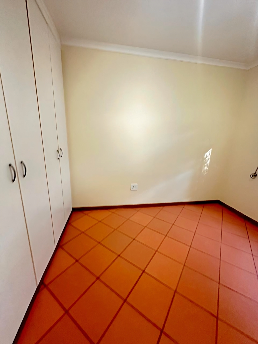 To Let 5 Bedroom Property for Rent in Reyno Ridge Mpumalanga
