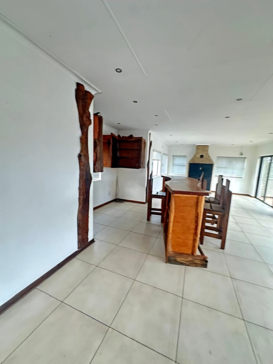 To Let 5 Bedroom Property for Rent in Reyno Ridge Mpumalanga