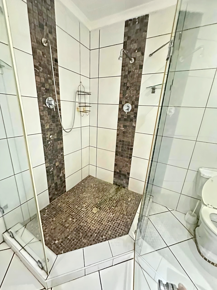 To Let 5 Bedroom Property for Rent in Reyno Ridge Mpumalanga