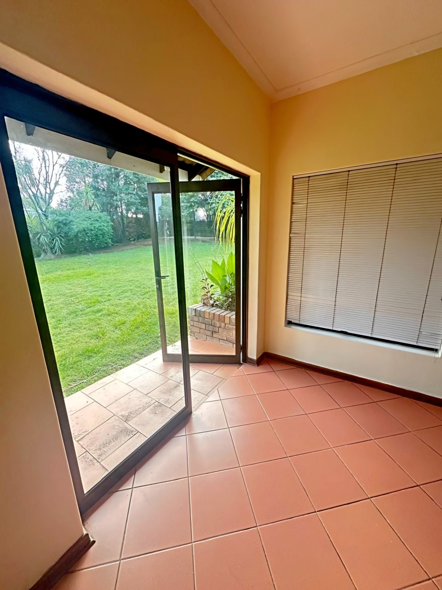 To Let 5 Bedroom Property for Rent in Reyno Ridge Mpumalanga