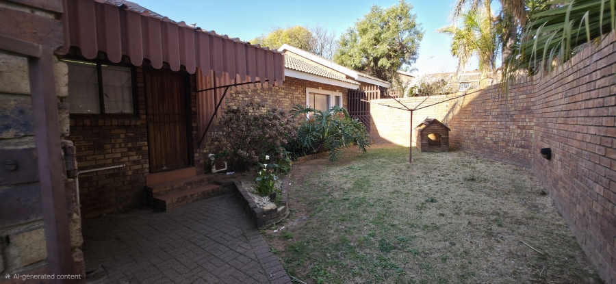 To Let 5 Bedroom Property for Rent in Reyno Ridge Mpumalanga