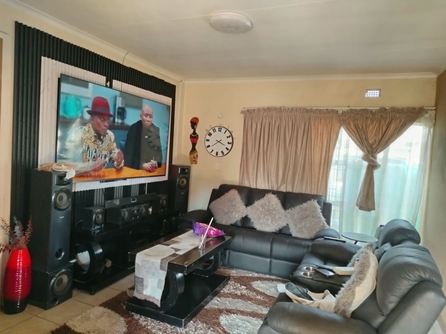 3 Bedroom Property for Sale in Reyno Ridge Mpumalanga