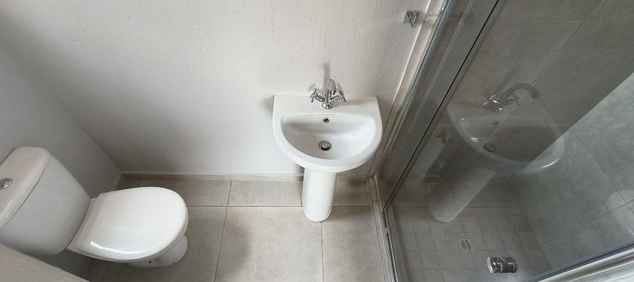 To Let 2 Bedroom Property for Rent in Nelspruit Ext 29 Mpumalanga