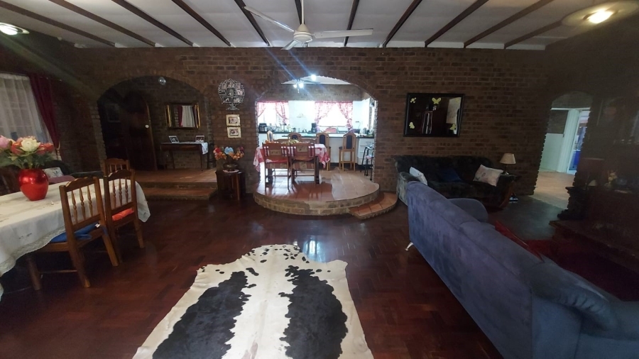 4 Bedroom Property for Sale in White River Mpumalanga