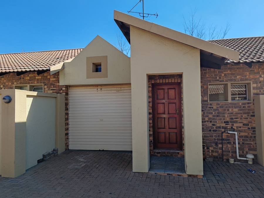 To Let 2 Bedroom Property for Rent in Trichardt Mpumalanga