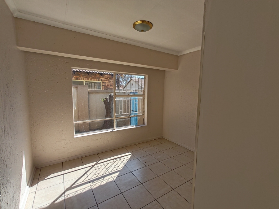 To Let 2 Bedroom Property for Rent in Trichardt Mpumalanga