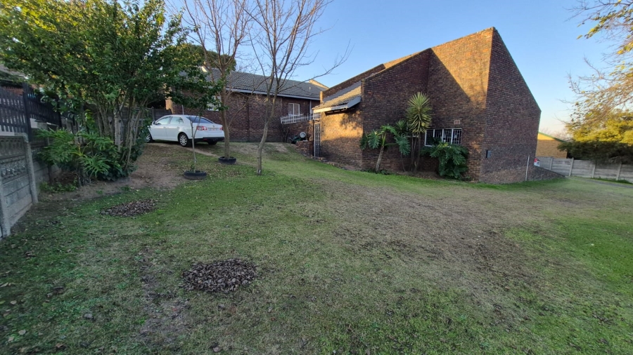 To Let 3 Bedroom Property for Rent in Model Park Mpumalanga