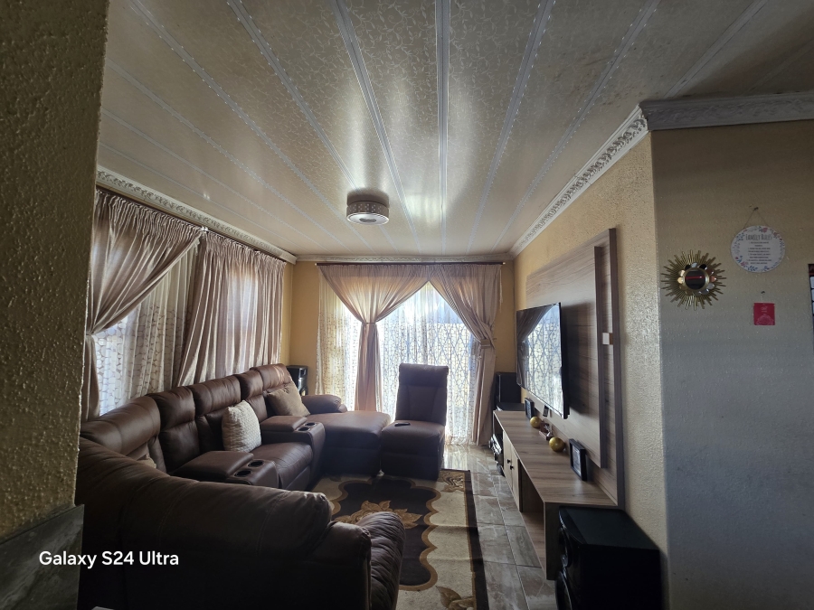 To Let 3 Bedroom Property for Rent in Duvha Park Mpumalanga