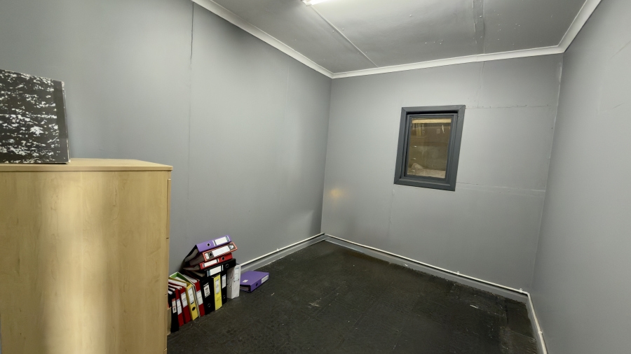 To Let Commercial Property for Rent in Trichardt Mpumalanga