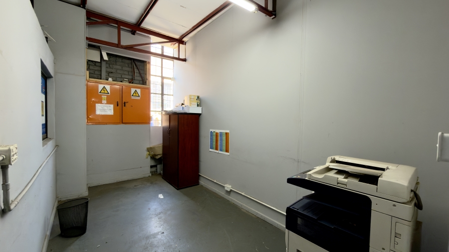 To Let Commercial Property for Rent in Trichardt Mpumalanga