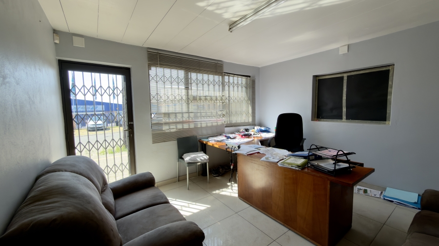 To Let Commercial Property for Rent in Trichardt Mpumalanga