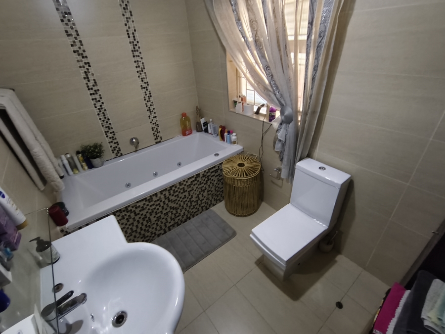 3 Bedroom Property for Sale in Leslie Mpumalanga