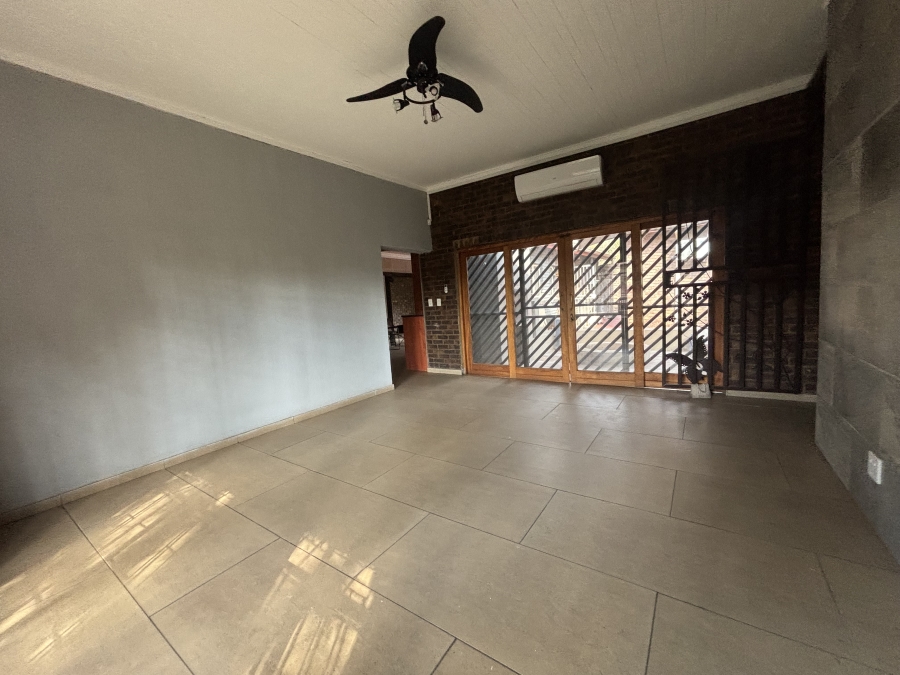 5 Bedroom Property for Sale in Die Heuwel Mpumalanga