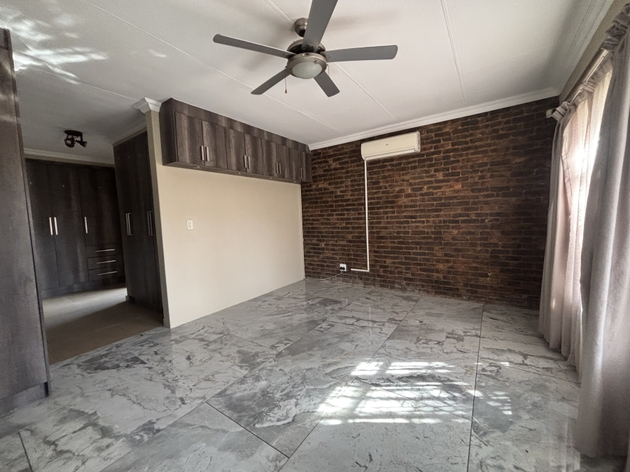 5 Bedroom Property for Sale in Die Heuwel Mpumalanga