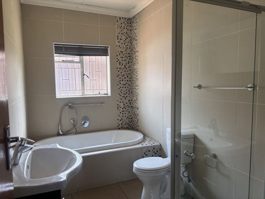 5 Bedroom Property for Sale in Die Heuwel Mpumalanga